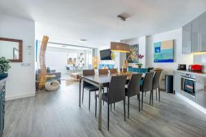 Holiday apartment with Sea views in Puerto Banus