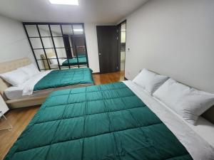 2 minutes run to the sea only 152m, special benefit of Spa Waterpark 195m away