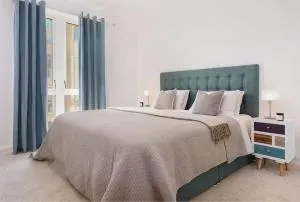 New Build luxurious 2-bed apartment - 磨坊山