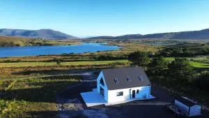 Shore Road, Achill Island - Camport