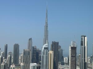ROYAL APARTMENTS By Damac Paramount Towers B Burj Khalifa Views