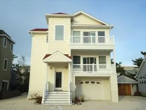 After Dune Delight - Spray Beach