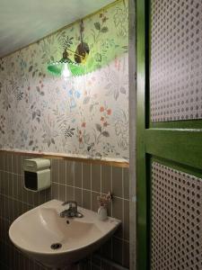 Leos Home -3 minutes walk to Hoan Kiem Lake