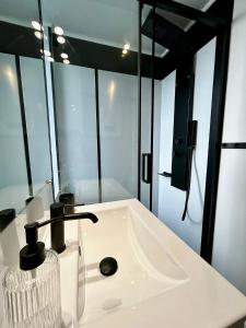 Appartements Le Toulousain, proche Legrand et autoroute : photos des chambres