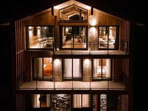 Chalet de luxe à La Plagne avec SPA, accès direct aux pistes - FR-1-755-23 - Longefoy