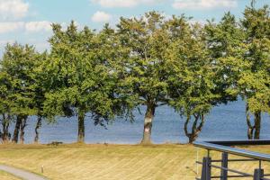 Przytulny Apartament z Widokiem na Morze i Parkingiem by Noclegi Renters