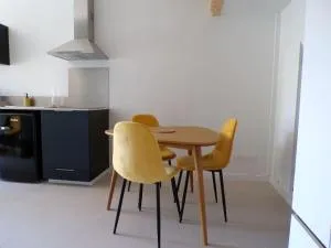 L'atypique studio 1 à 3 voyageurs - Captieux