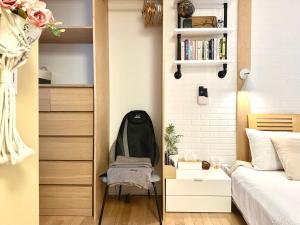 Cozy Studio 10mins to Downtown - King Bed - Bathtub - Free Parking