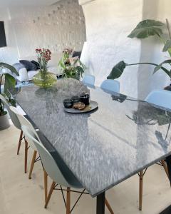 Moderni ullakkohuoneisto vuokralle