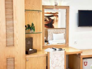 Phòng Tiêu Chuẩn 2 Giường Đơn Với Phòng Tắm Chung (Standard Twin Room with Shared Bathroom)