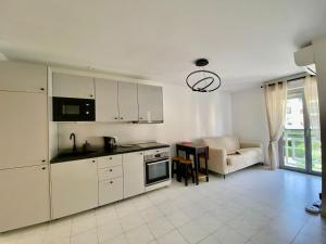 Modern Apartment in Cannes