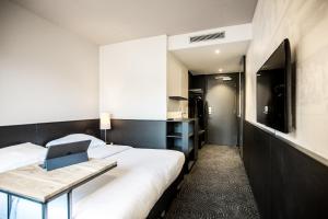 Standard Double Room room in Van Belle Hotel