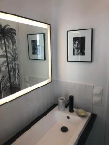 B&B / Chambres d'hotes L-heure bleue : photos des chambres