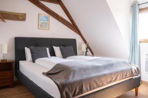 B&B / Chambres d'hotes Chambre Pastis : Chambre Double avec Salle de Bains Privative