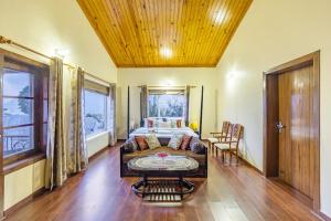 Alaya Stays 2 BHK with Garden & Balcony - Villa Harmony