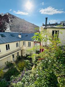B&B / Chambres d'hotes MONTMARTRE ROMANTIC, Bed & Breakfast - Paris : photos des chambres