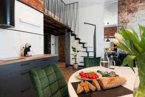 Ukiel Park 1 by RENT4YOU