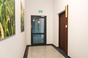 Ukiel Park 1 by RENT4YOU