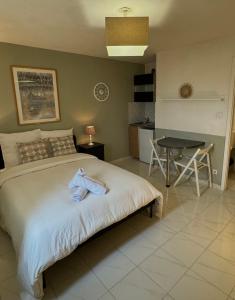 Appartements Studio Parlement 5 min : photos des chambres