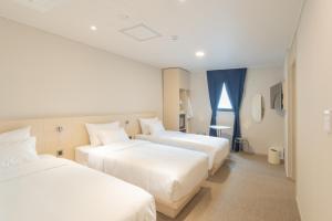 Tiêu chuẩn 3 người (Standard Triple)