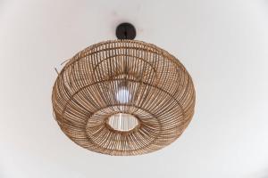 Free housekeeping visits during your stay - StayShort - Elegant 1-Bedroom Apartment in Jumeirah Village Triangle with Balcony Bliss