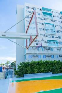 Unit 28 Mountain View Studio by Ems