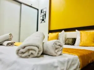 2 Bed - Corporate Penthouse with Sky Orbit, Gym, Swimming Pool - Morbi