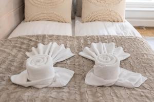 Aurora Chalet with Sauna by Booklapland