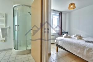 Appartements LocaLise - B02- Appartement vue mer - Plage et centre a pied - Balcon - Wifi inclus - Draps inclus - Animaux bienvenus : photos des chambres