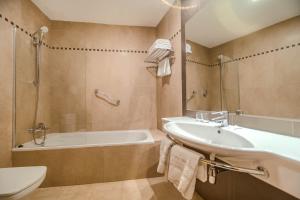 Superior Double Room room in Hotel Mora by MIJ