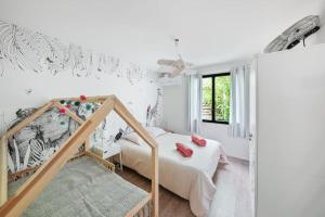 Maisons de vacances Charming country house swimming pool 17 min from Bordeaux : photos des chambres
