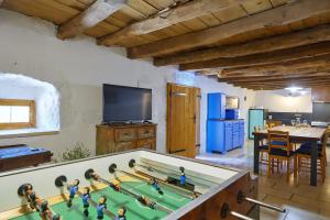 Villa Eugenia for 8 people with private pool & large garden only 3 km from the beach