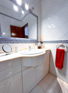 Big Private Chill Room