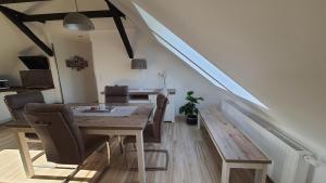 5 Sterne Ferienwohnung Dewichow mit Wasserblick & WLAN