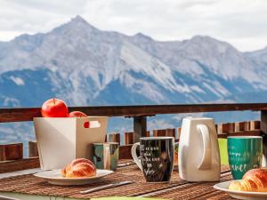 Apartment Beau Soleil - Gentianes 40 by Interhome