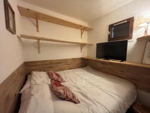 Studio Asters 323 Bâtiment A1 by Interhome