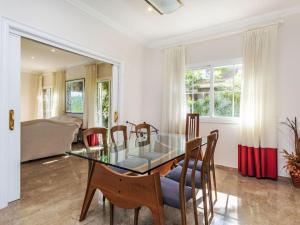 Villa Luxury B by Interhome