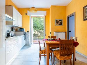 Apartment Arancia by Interhome