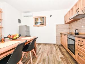 Holiday Home Iva by Interhome