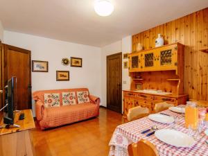 Apartment Apt 18 by Interhome