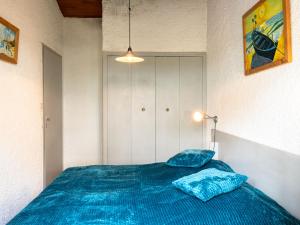 Apartment Hameau du courant-1 by Interhome