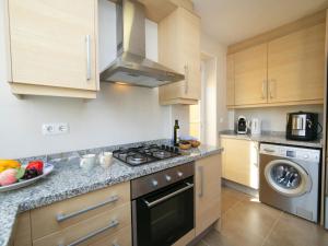 Holiday Home Jazmines V by Interhome