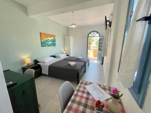 Asterias Mini Coastal Apartments