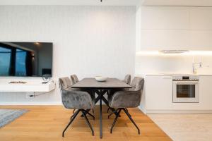 West Tower Luxury