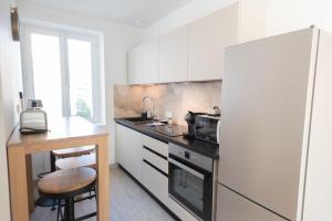 PREMIUM T2 neuf 2ème étage ultra Centre Lorient par Groom