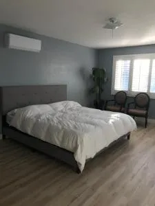 Room 1 - فريمونت