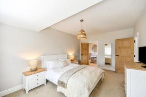 Xanadune Beach House by Bloom Stays