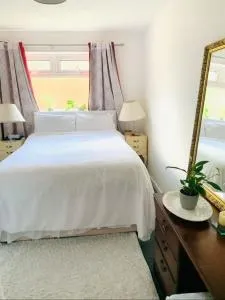 Bramley Fall Park Homestay - Horsforth