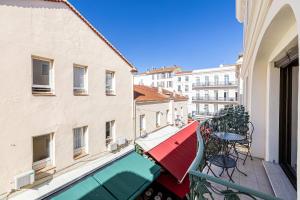LE CASANOVA avec balcon au cœur du centre-ville
