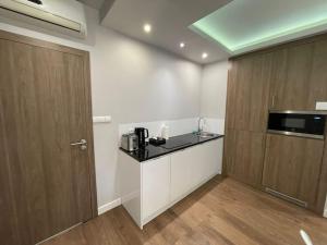 Oxygen Charming Studio